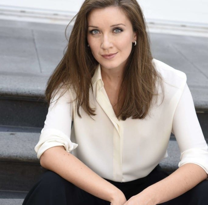 Carly Paoli – Interview
